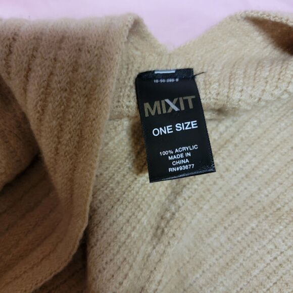 Mix It Beige Shawl Wrap - Picture 3 of 4
